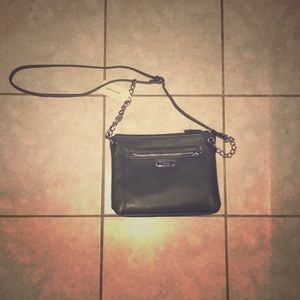 I am selling a olive green crossbody